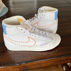 Nike blazer Women’s sneaker . Size 6.5